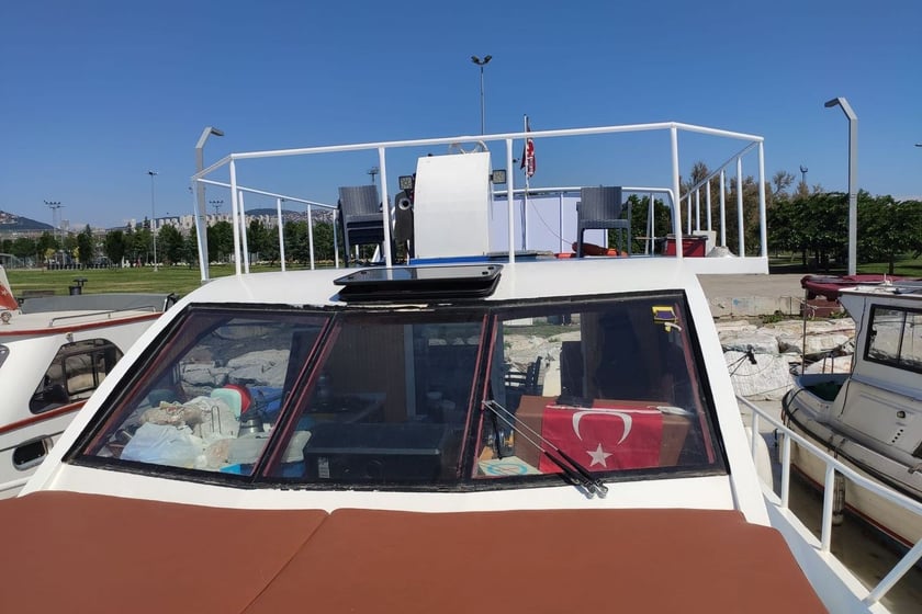 Maltepe Motor Yacht   12 guests 13.5 m Listing Number: #12546 4