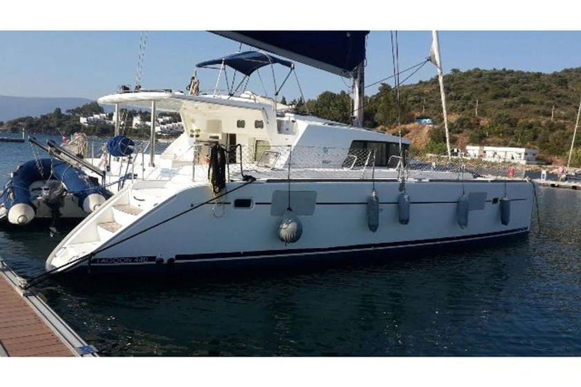 Bodrum Catamarano cabina 4  cuccette 8  12  ospiti 44 ft Numero dell'inserzione: #12568