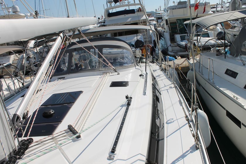 Gocek Sailboat 4 cabin 8 berths 10 guests 14.27 m Listing Number: #12587 3