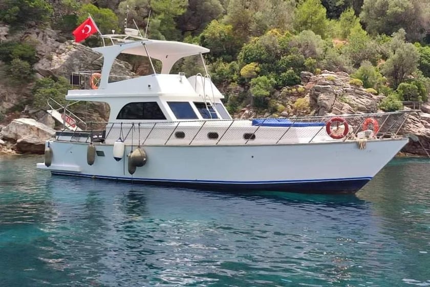 Marmaris Yate a motor Cabina 2  4  literas 8  invitados 12 m Número de anuncio: #12630 3