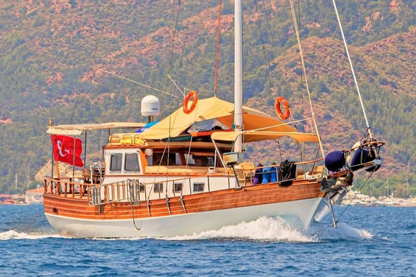 Marmaris Gulet 3 cabin 6 berths 6 guests 15 m Listing Number: #12632