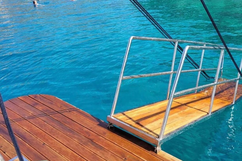 Gocek Gulet Cabine 2  Couchettes 4  Invités 6  13 m Numéro de l'annonce: #12636 4