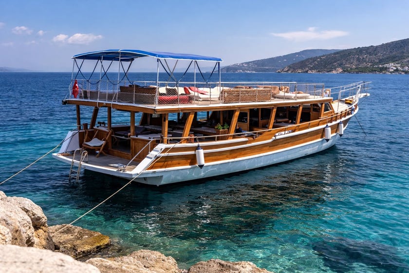 Izmir Gulet   45 guests 18 m Listing Number: #12647
