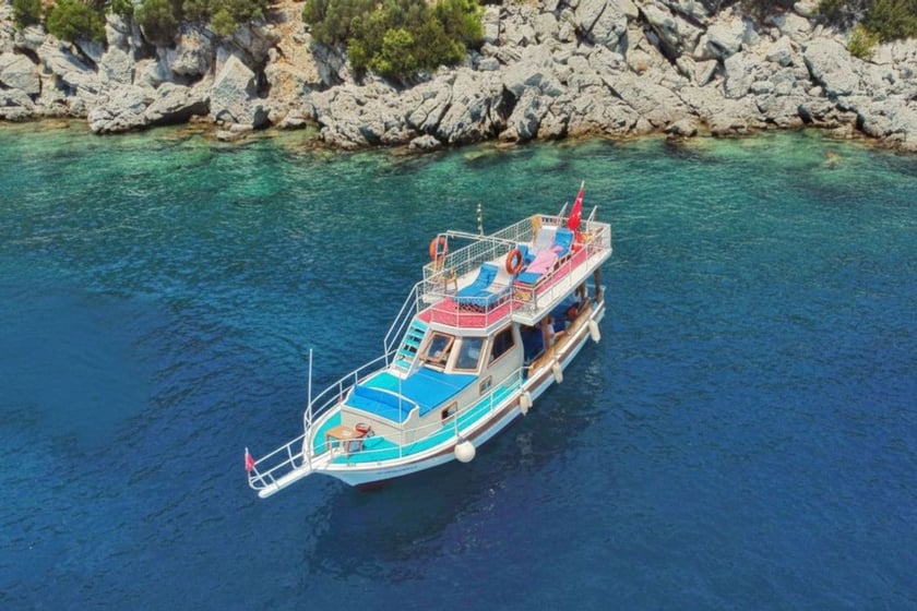 Marmaris Caicco   12  ospiti 13 m Numero dell'inserzione: #12695