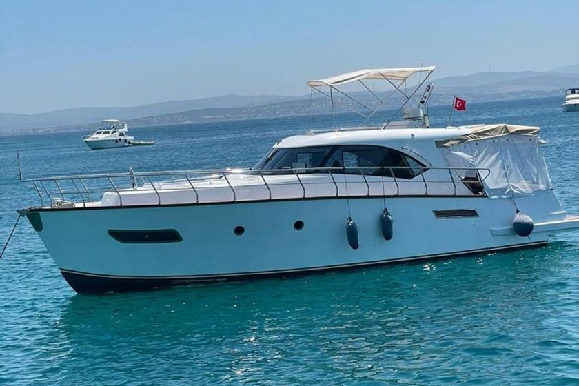 Izmir Motor Yacht 2 cabin 5 berths 12 guests 14 m Listing Number: #12715