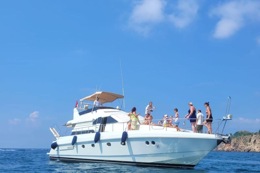 Antalya Motoryat   Seyir 12 kişi 19 m İlan No: #12731