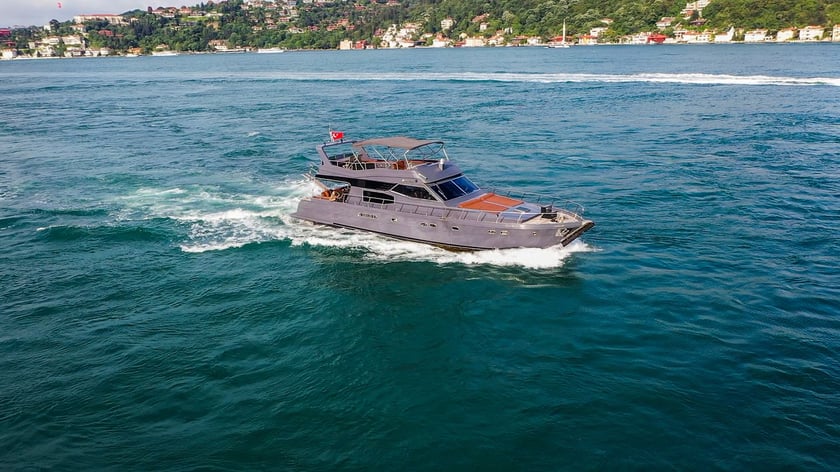 Arnavutköy Motoryat   Seyir 18 kişi 20 m İlan No: #12741 2
