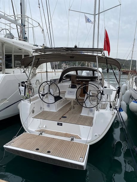 Fethiye Velero Cabina 2  4  literas 4  invitados 9.99 m Número de anuncio: #12767 2
