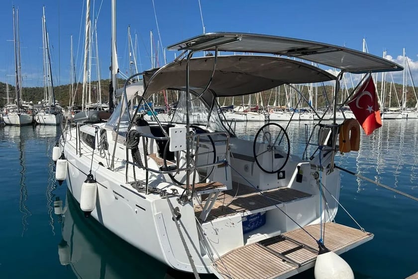 Fethiye Barca a vela cabina 3  cuccette 6  6  ospiti 10.77 m Numero dell'inserzione: #12774 2