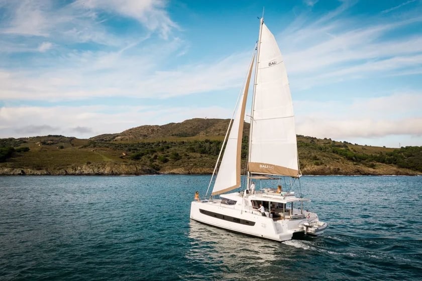 Orhaniye Catamaran Cabine 5  Couchettes 11  Invités 12  14.31 m Numéro de l'annonce: #12784 4