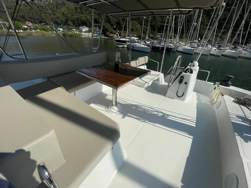 Orhaniye Catamaran 5 cabin 12 berths 12 guests 14.31 m Listing Number: #12784 4