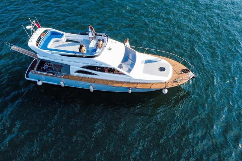 Bebek Motor Yacht   10 guests 15 m Listing Number: #12787 2