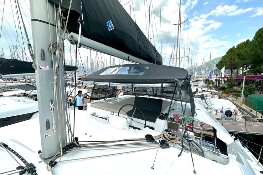 Fethiye Catamaran 5 cabin 9 berths 12 guests 13.99 m Listing Number: #12789 5