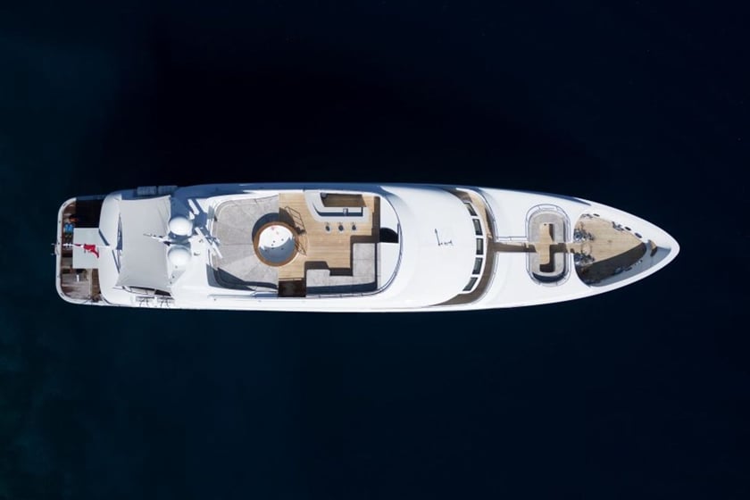Bodrum Motoryat 6 kabin Konaklama 12 kişi Seyir 12 kişi 42 m İlan No: #12794 4