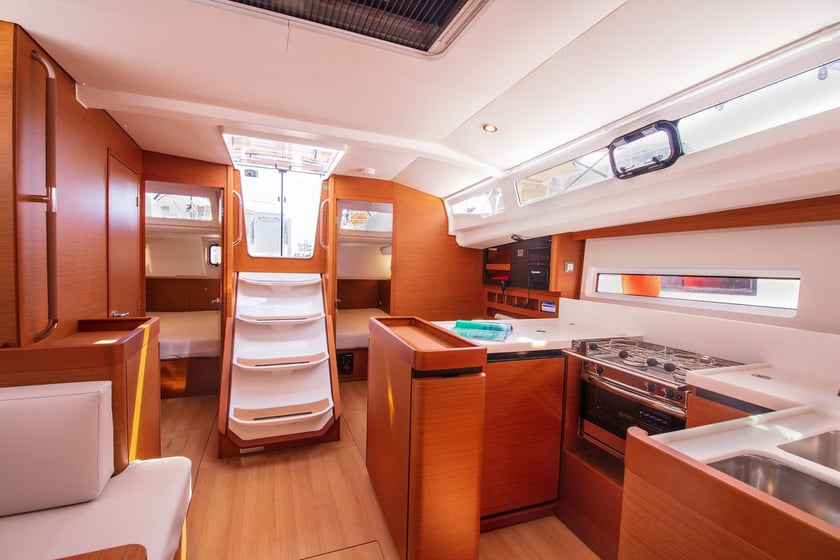Kas Voilier Cabine 4  Couchettes 8  Invités 8  13.39 m Numéro de l'annonce: #12799 5