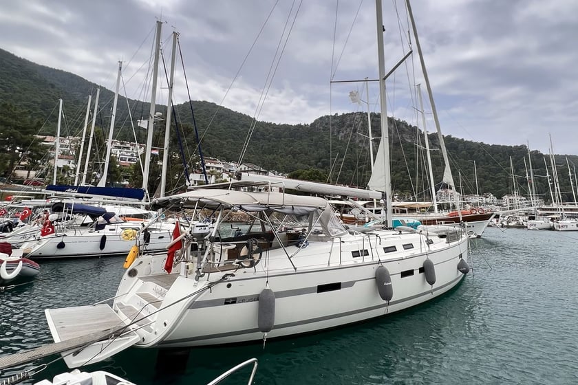 Fethiye Zeilboot Cabine 4  8  slaapplaatsen 8  gasten 14 m Lijstnummer: #12847