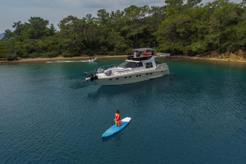 Göcek Motoryat 3 kabin Konaklama 6 kişi Seyir 6 kişi 14 m İlan No: #12857 3