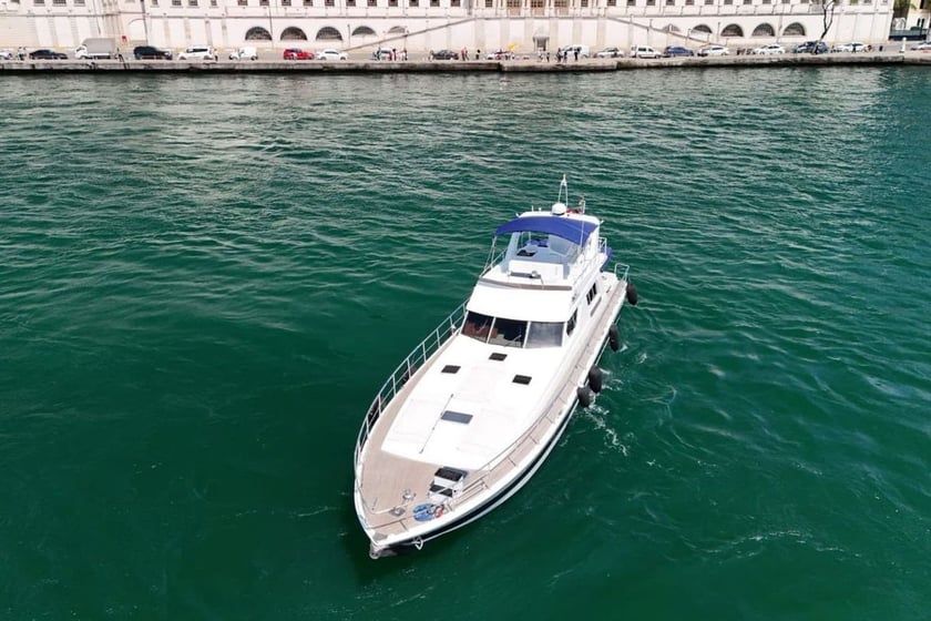 Bebek Motoryacht   10 Gäste 17 m Nummer des Inserats: #12858 4
