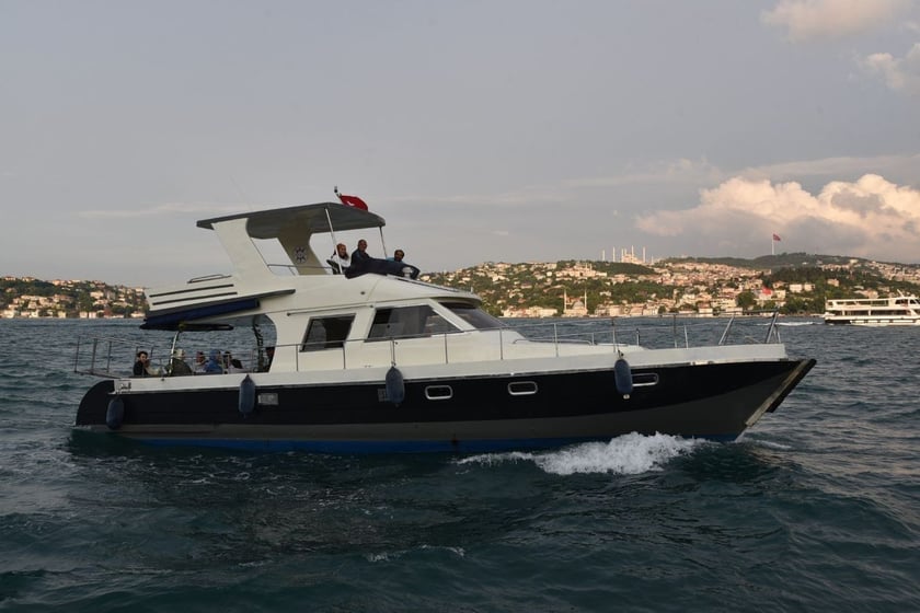 Kurucesme Yacht à moteur   Invités 10  13.5 m Numéro de l'annonce: #12865