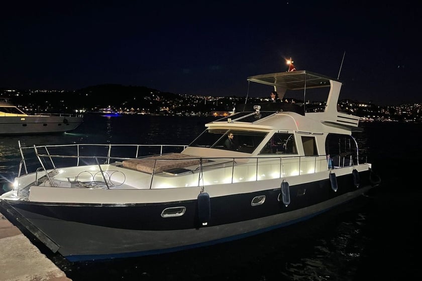 Kurucesme Yacht à moteur   Invités 10  13.5 m Numéro de l'annonce: #12865 2