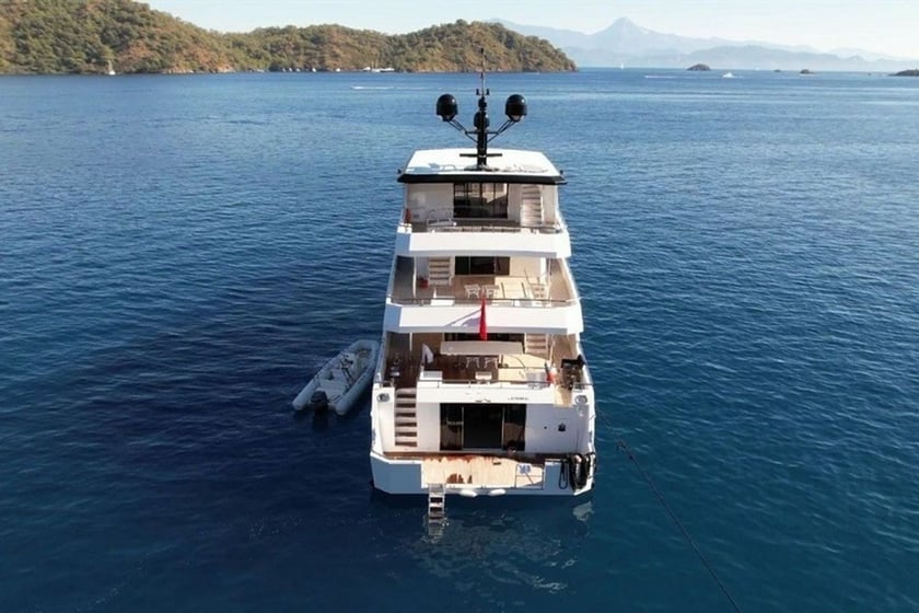 Gocek Motor Yacht 6 cabin 12 berths 12 guests 46 m Listing Number: #12881 4