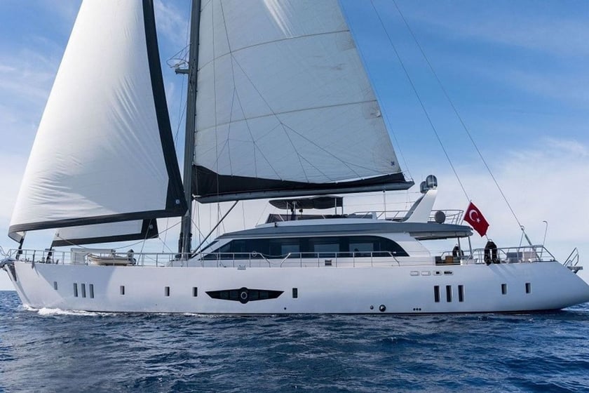 Gocek Gulet 5 cabin 10 berths 10 guests 42 m Listing Number: #12882 4