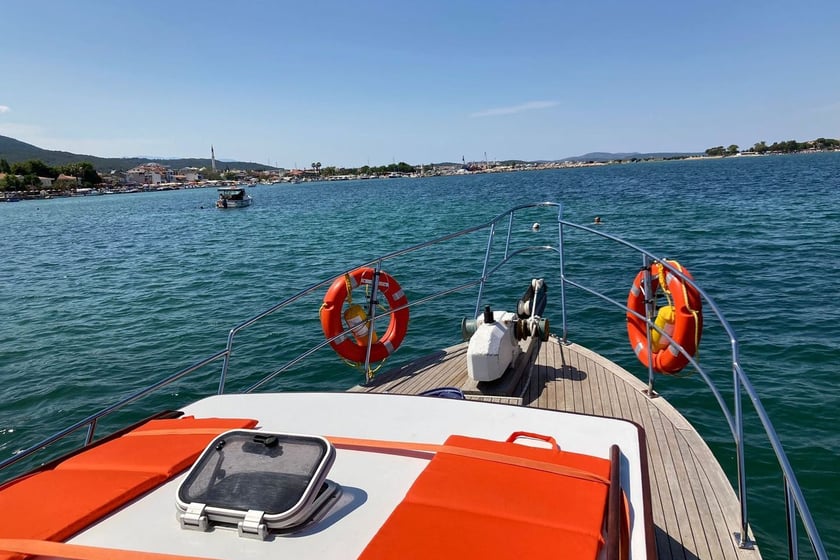 İzmir Yate a motor   8  invitados 10 m Número de anuncio: #12926 3