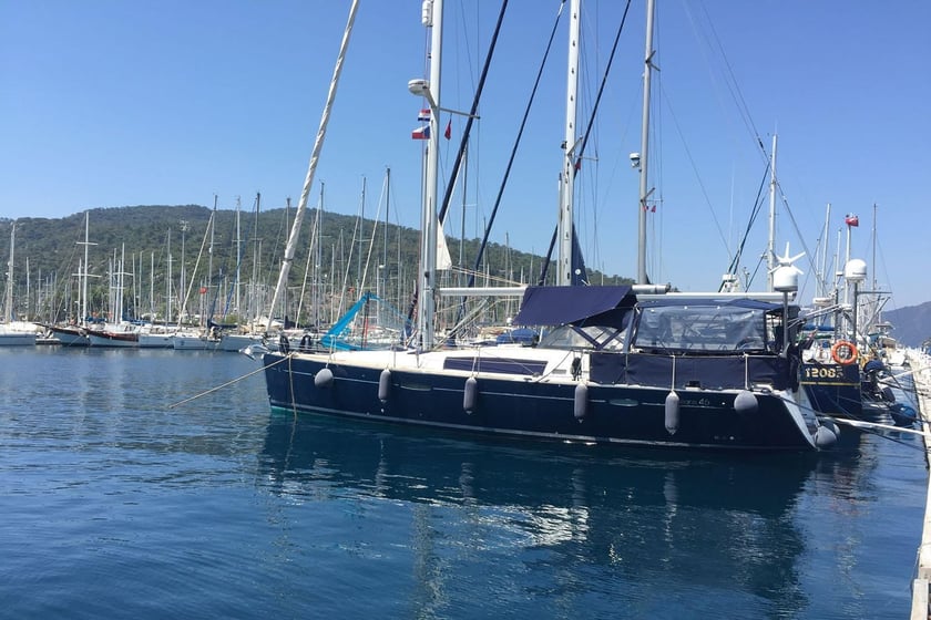Marmaris Segelboot 1 Kabine 2 Liegeplätze 2 Gäste 14 m Nummer des Inserats: #12941