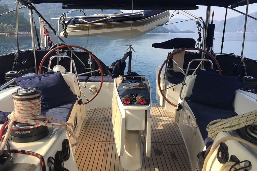 Marmaris Segelboot 1 Kabine 2 Liegeplätze 2 Gäste 14 m Nummer des Inserats: #12941 5