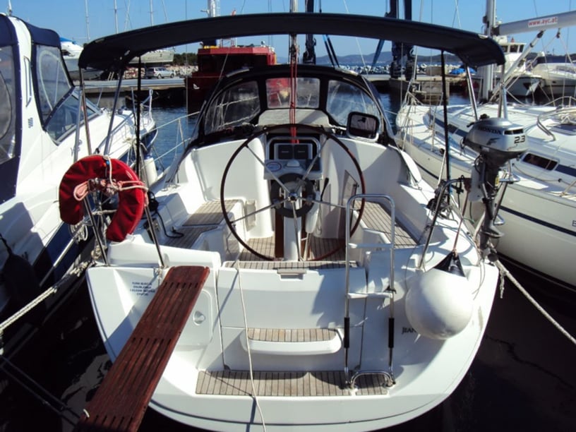 Murter Segelboot 2 Kabine 6 Liegeplätze 6 Gäste 8.79 m Nummer des Inserats: #1297