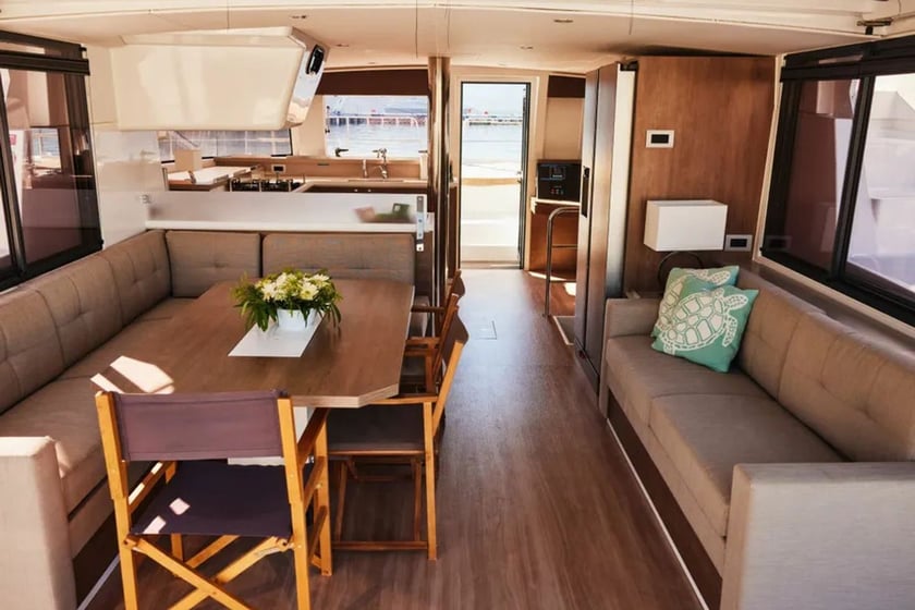 Marmaris Katamaran 5 kabin Konaklama 9 kişi Seyir 9 kişi 12.97 m İlan No: #12977 5