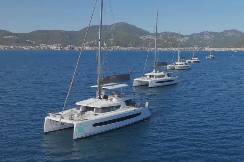 Marmaris Katamaran 6 kabin Konaklama 11 kişi Seyir 11 kişi 14.86 m İlan No: #12980 2