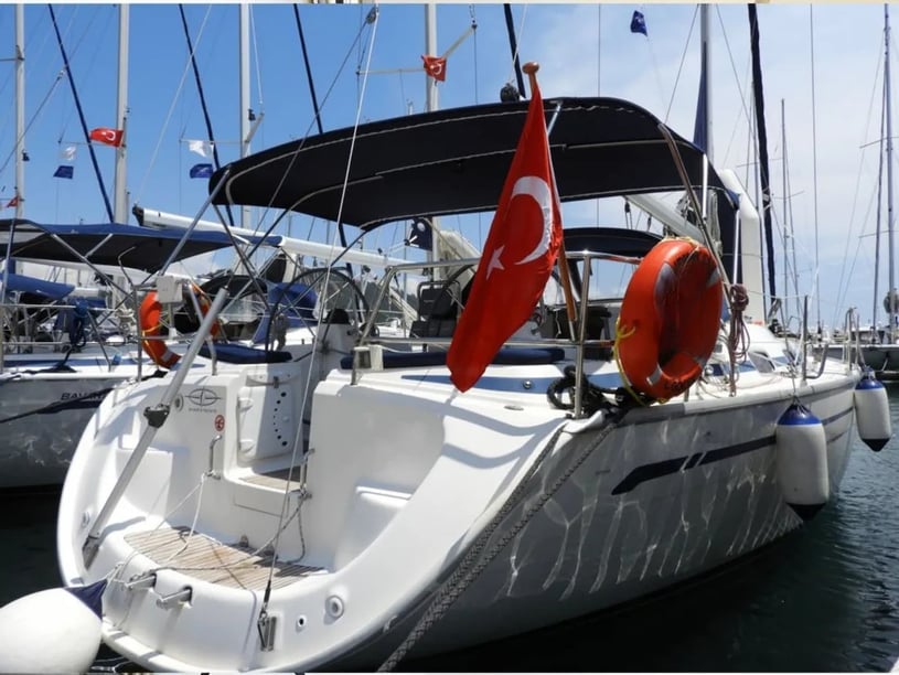 Sami Zeilboot Cabine 3  6  slaapplaatsen 6  gasten 12.99 m Lijstnummer: #13009 2
