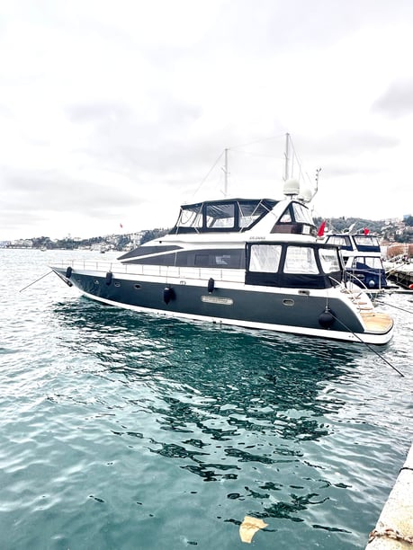 Bebek Yate a motor  10  literas 25  invitados 23.55 m Número de anuncio: #13025 3