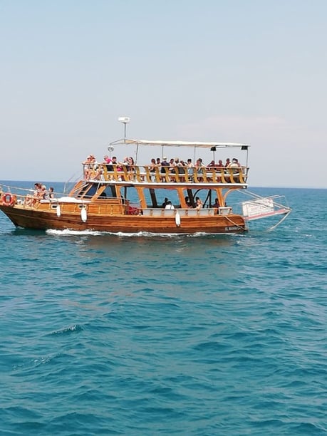 Antalya Gulet   35 guests 13.5 m Listing Number: #13036 4