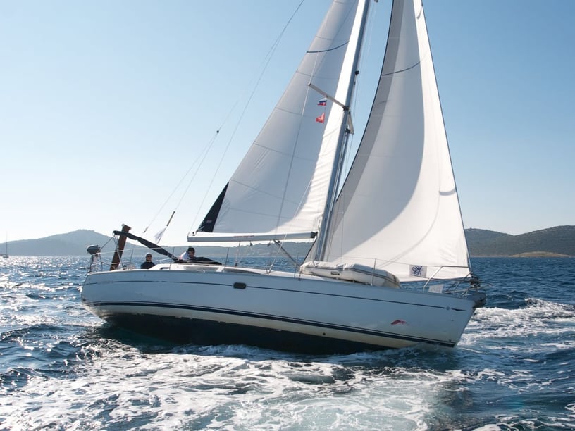 Murter Barca a vela cabina 3  cuccette 8  8  ospiti 11.75 m Numero dell'inserzione: #1310