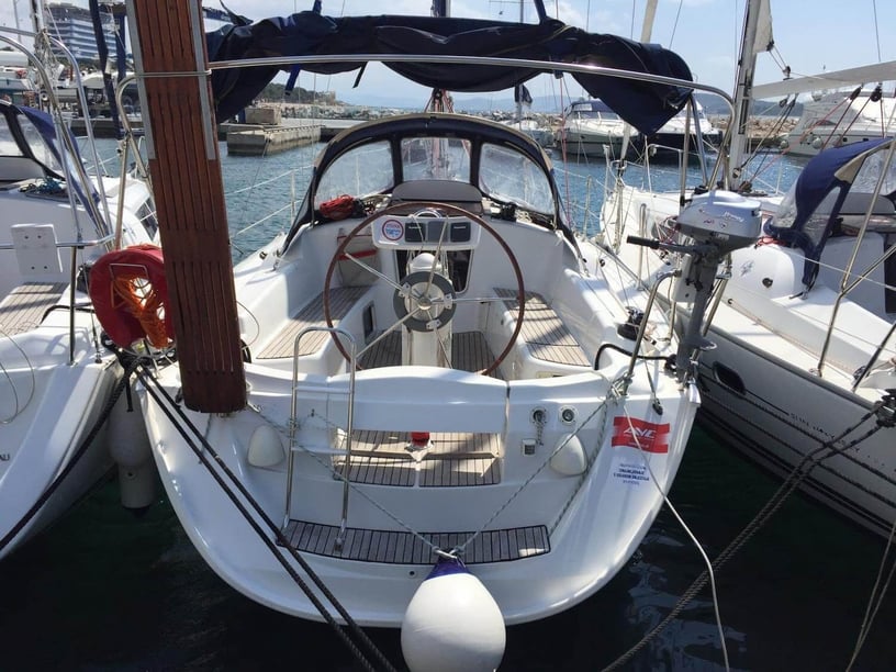 Murter Sailboat 2 cabin 6 berths 6 guests 9.6 m Listing Number: #1311