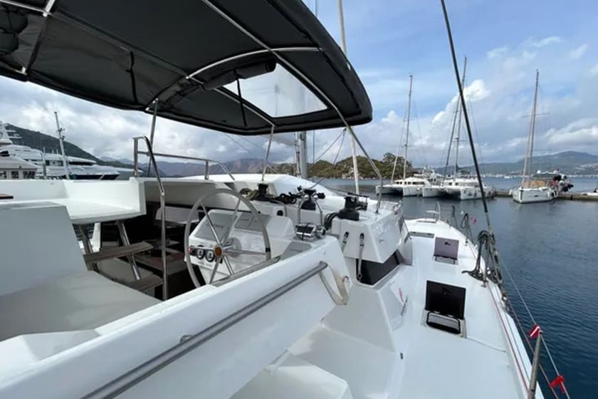 Marmaris Catamarano cabina 4  cuccette 10  10  ospiti 13.45 m Numero dell'inserzione: #13139 4