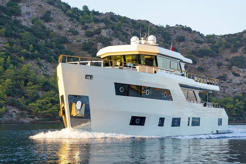 Fethiye Motorjacht Cabine 5  11  slaapplaatsen 11  gasten 30 m Lijstnummer: #13160 3