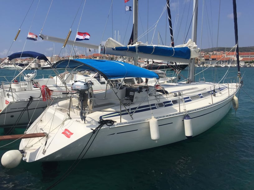 Murter Sailboat 3 cabin 7 berths 7 guests 11.56 m Listing Number: #1319 3