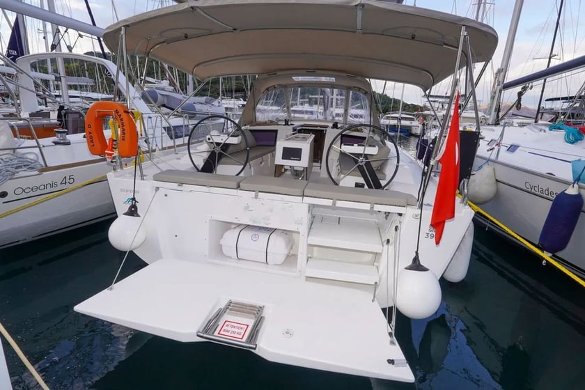 Marmaris Sailboat 3 cabin 6 berths 6 guests 11.94 m Listing Number: #13207 4