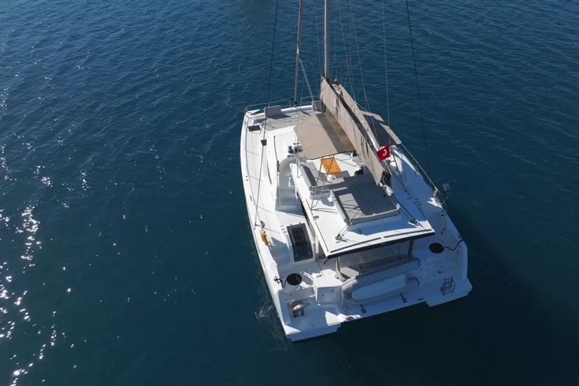 Marmaris Catamaran 5 cabin 9 berths 9 guests 14.86 m Listing Number: #13243 3