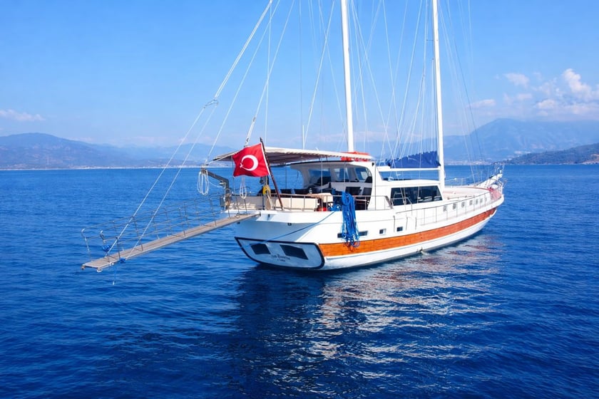 Göcek Gulet 5 kabin Konaklama 10 kişi Seyir 10 kişi 22 m İlan No: #13278 4
