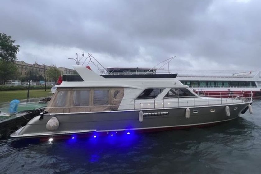 Unkapanı Motoryat   Seyir 12 kişi 17.5 m İlan No: #13318