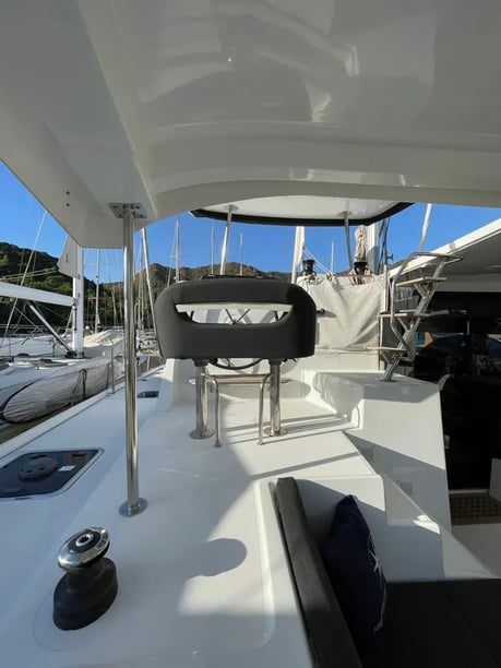 Marmaris Catamaran 5 cabin 9 berths 9 guests 12.8 m Listing Number: #13333 5