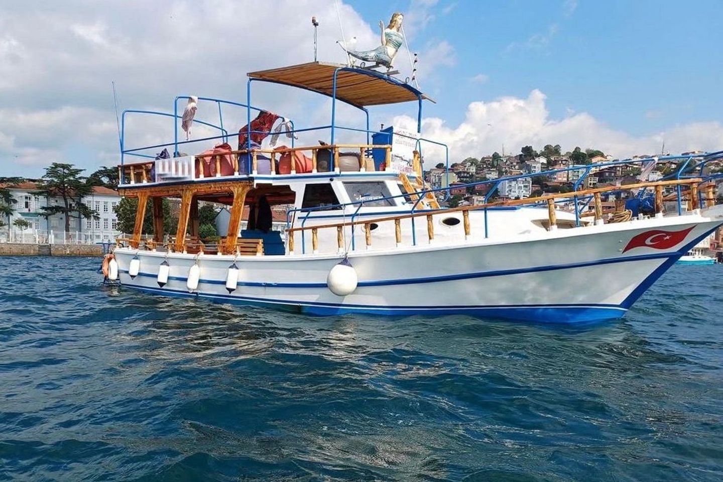 Yat Kiralama Bakırköy & Tekne Kiralama - viravira.co