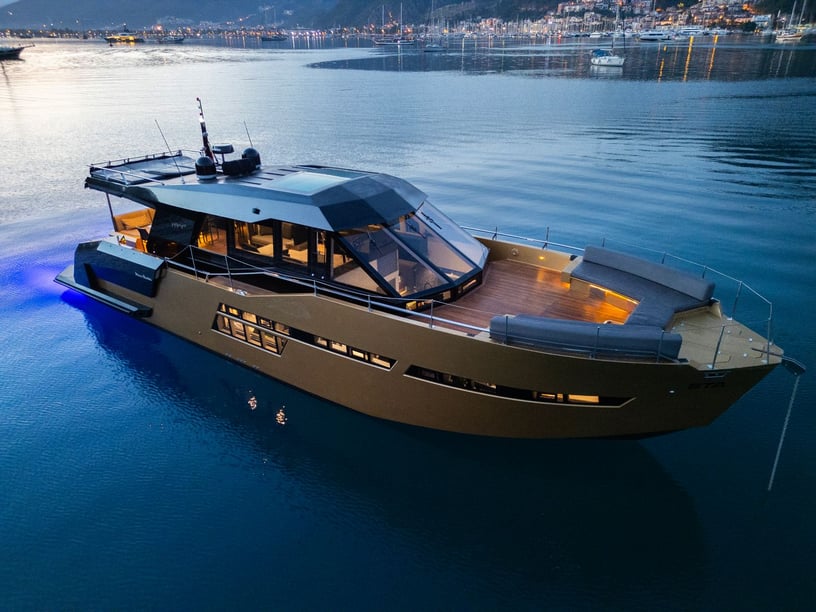 Gocek Yate a motor Cabina 3  6  literas 6  invitados 20 m Número de anuncio: #13382
