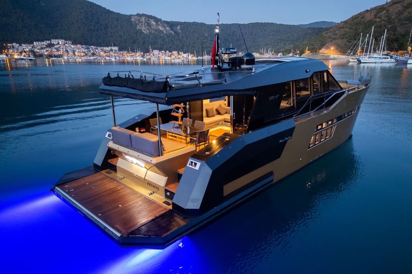 Gocek Motorjacht Cabine 3  6  slaapplaatsen 6  gasten 20 m Lijstnummer: #13382 5