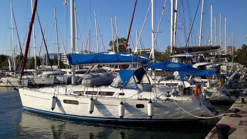 Athens Sailboat 4 cabin 8 berths 8 guests 13.41 m Listing Number: #13421