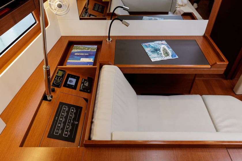 Athens Sailboat 6 cabin 12 berths 12 guests 15.94 m Listing Number: #1344 4